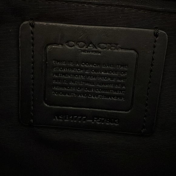 Coach Tote - Picture 4 of 9